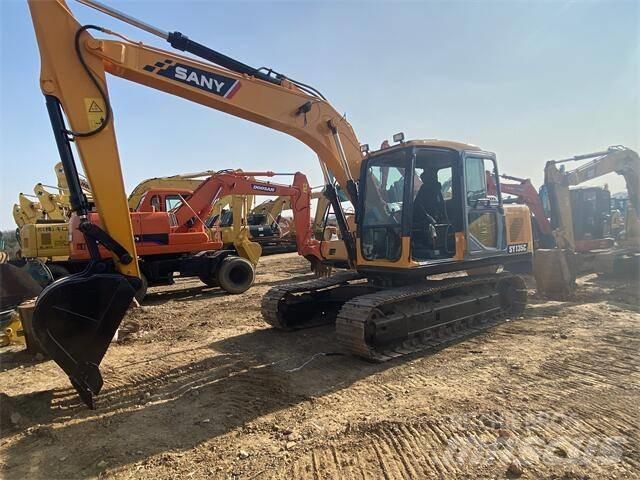 Sany SY135C Gumikerekes kotrók