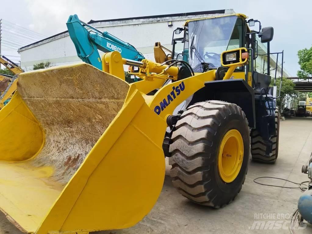 Komatsu WA 380-6 Gumikerekes homlokrakodók