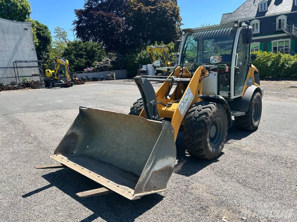 Liebherr L 506 Gumikerekes homlokrakodók