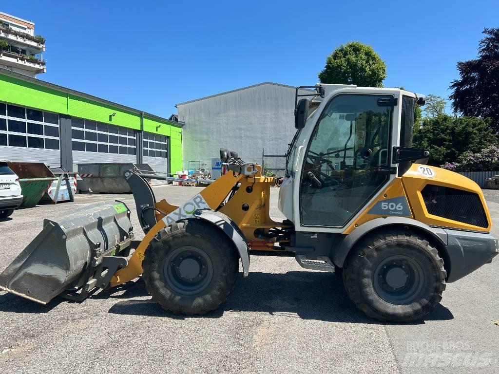 Liebherr L 506 Gumikerekes homlokrakodók