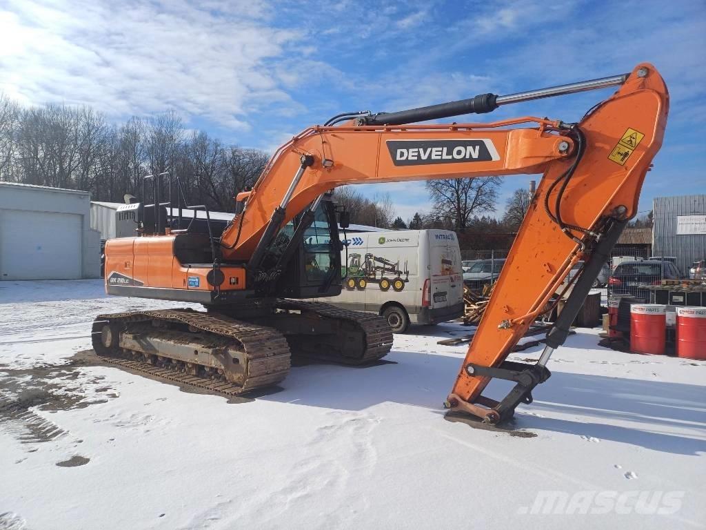 Develon DX 210 LC-7 Lánctalpas kotrók
