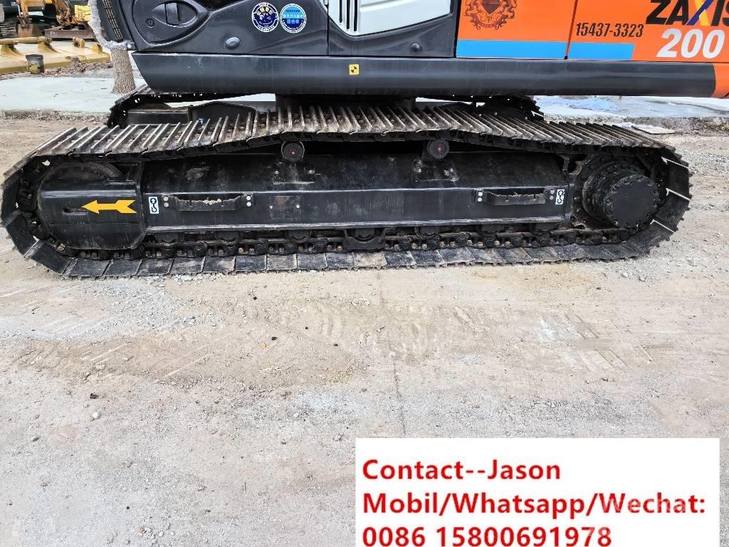Hitachi ZX 200 Lánctalpas kotrók