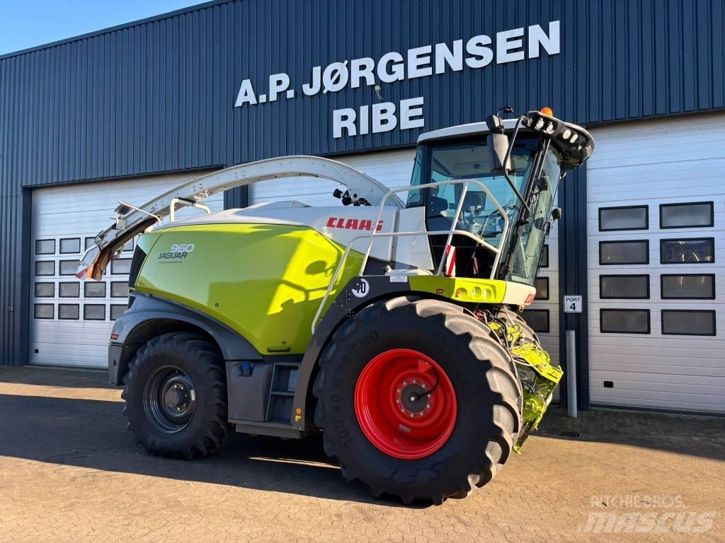 CLAAS Jaguar 960 4WD Önjáró szecskázók