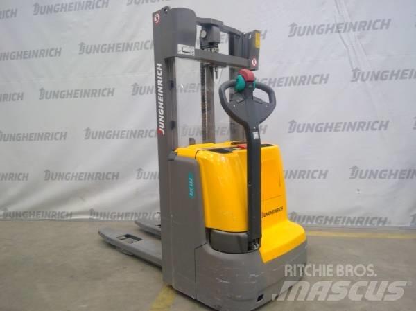 Jungheinrich EJC 112 Gyalogkíséretű targonca