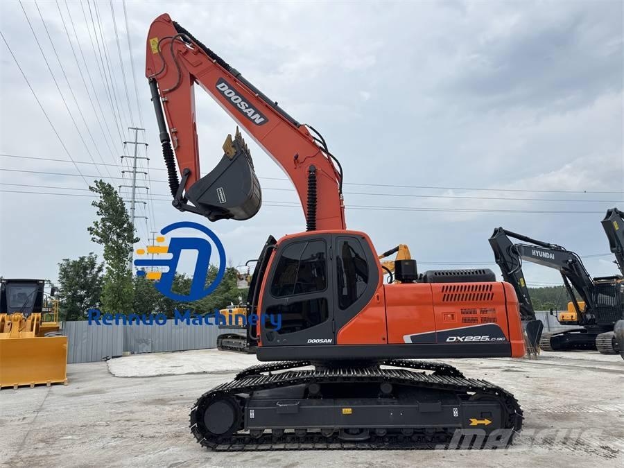 Doosan DX 225 LC-9C Lánctalpas kotrók