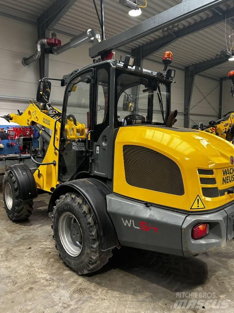 Wacker Neuson WL 54 Gumikerekes homlokrakodók