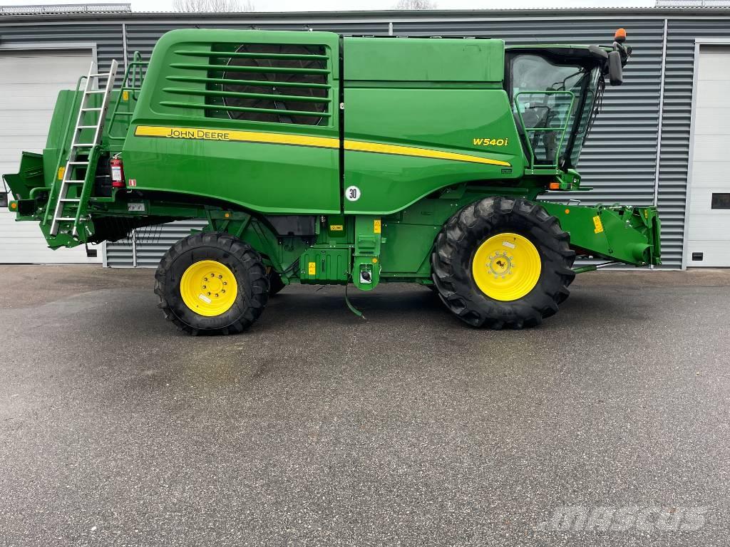 John Deere W 540 Kombájnok