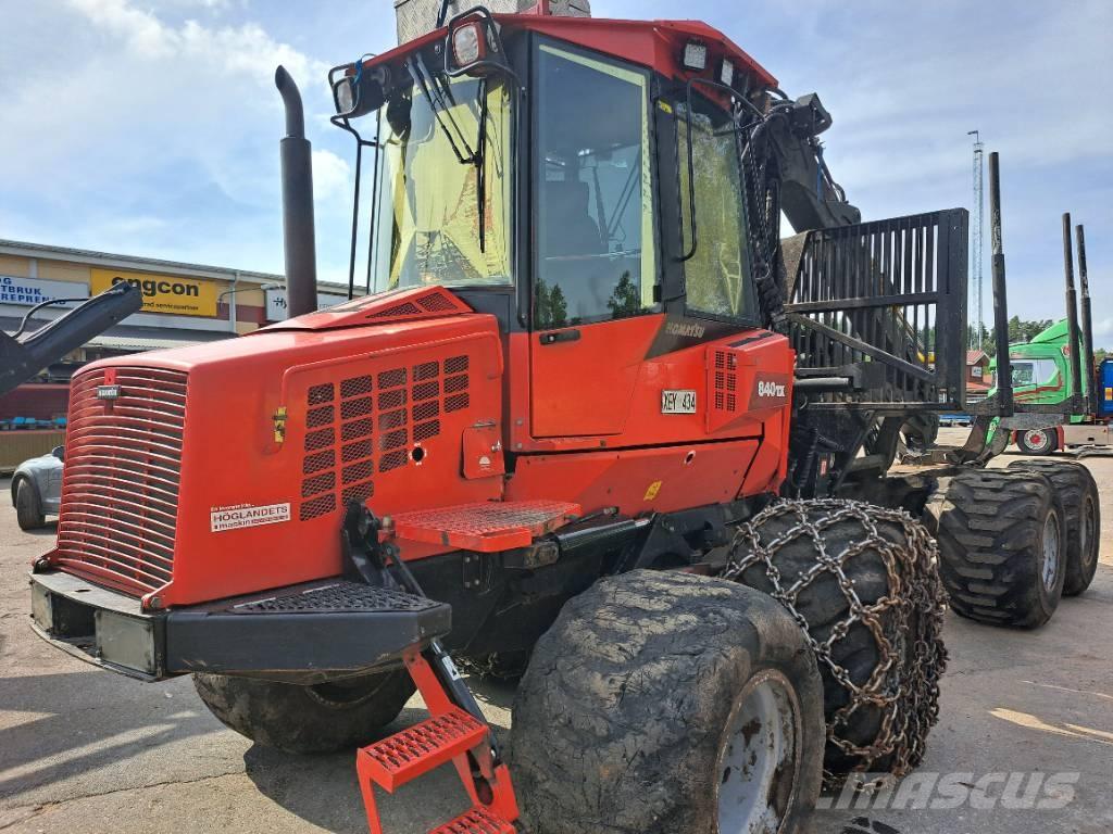 Komatsu 840 TX Kihordók