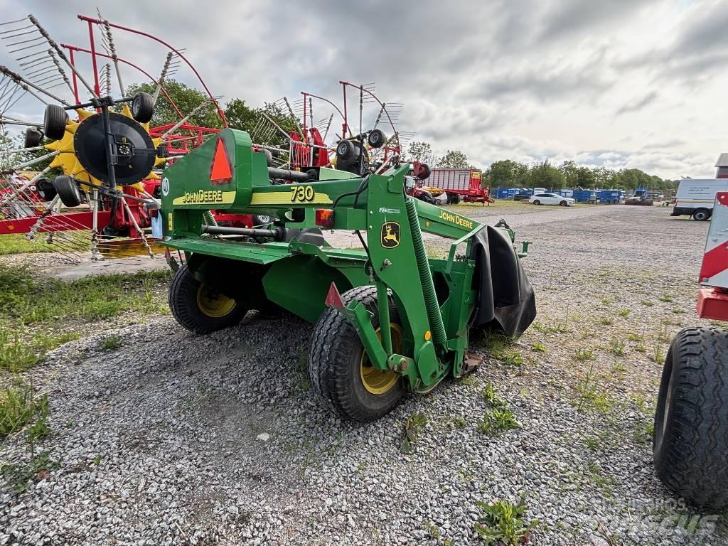 John Deere 730 Öntöző Kaszák