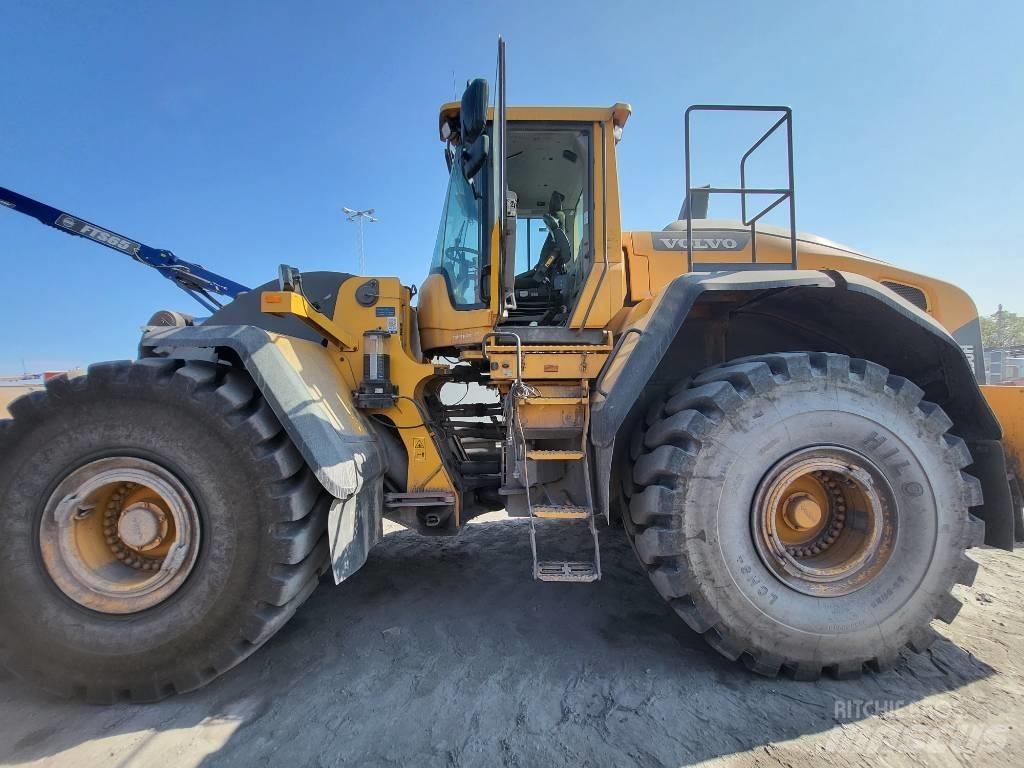 Volvo L 250 H Gumikerekes homlokrakodók