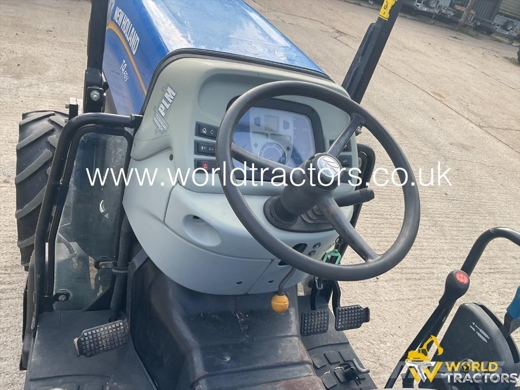 New Holland T 4.65 V Traktorok