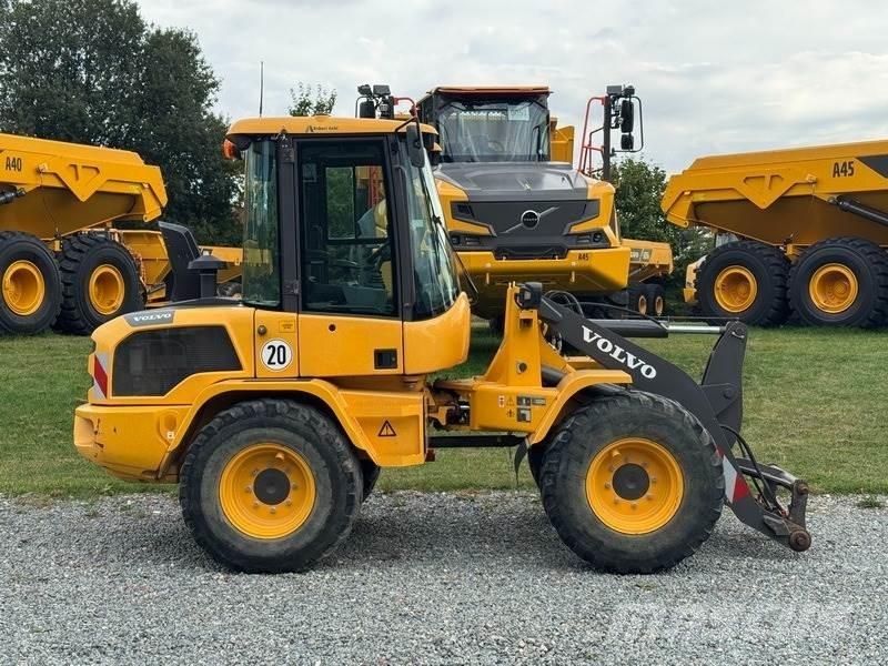 Volvo L 35 G Gumikerekes homlokrakodók
