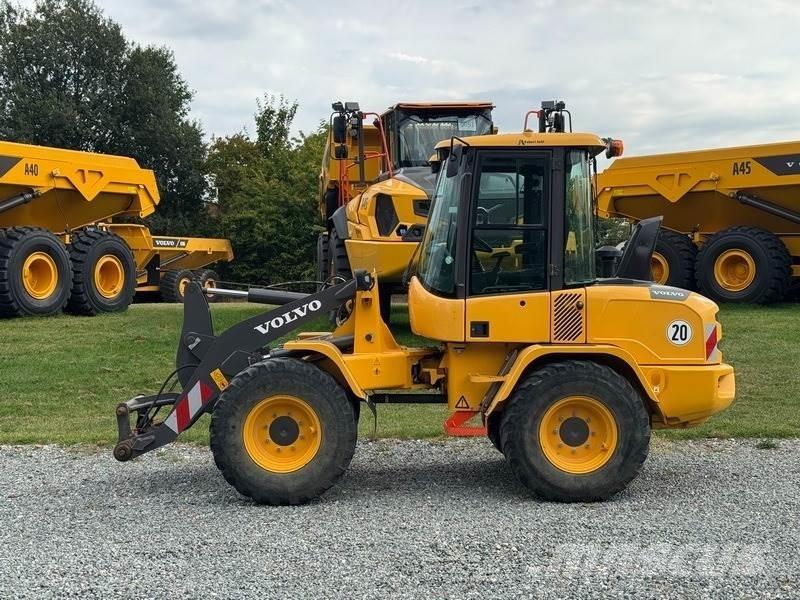 Volvo L 35 G Gumikerekes homlokrakodók