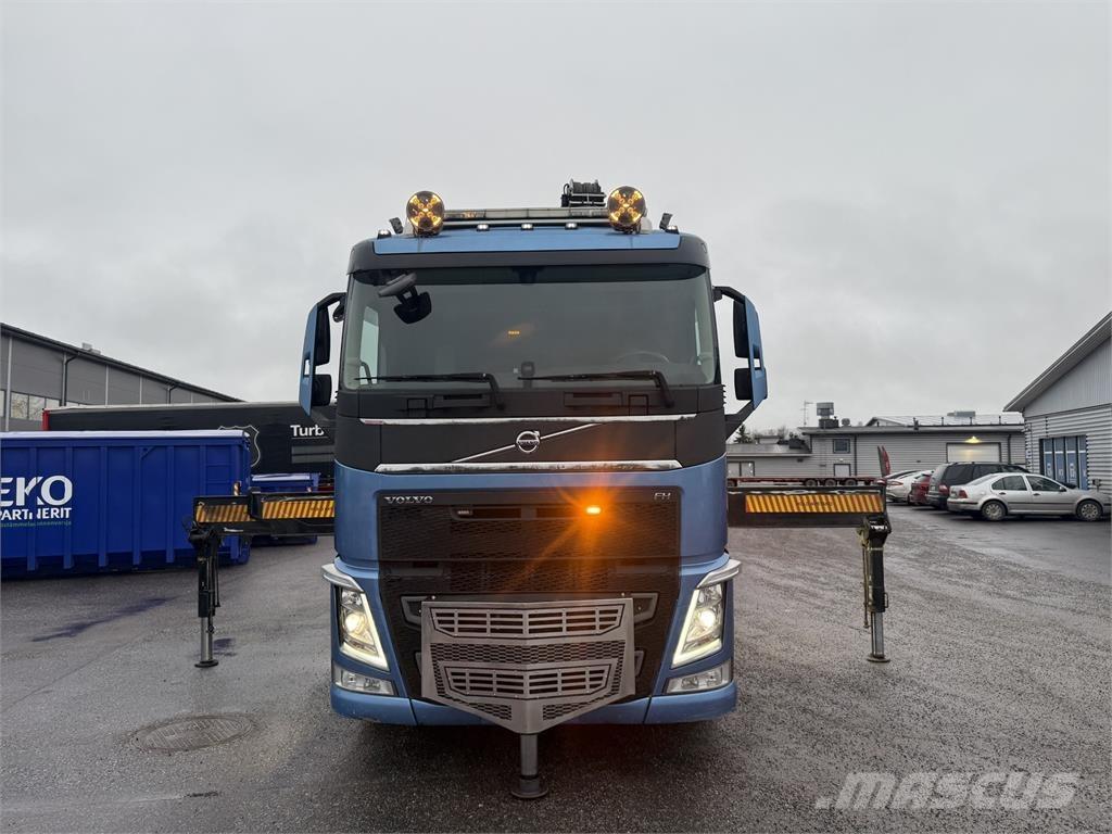 Volvo FH540 8X4 Darus teherautók