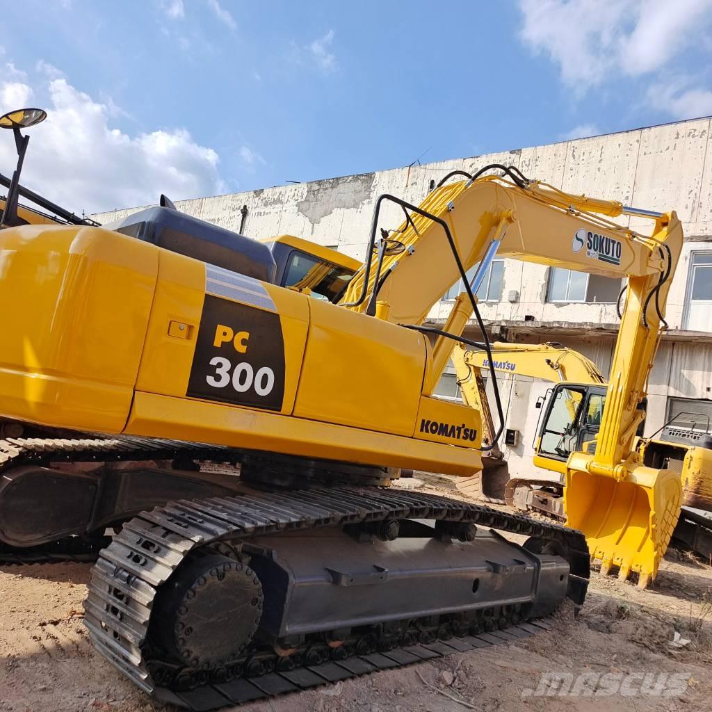 Komatsu PC 300 Lánctalpas kotrók