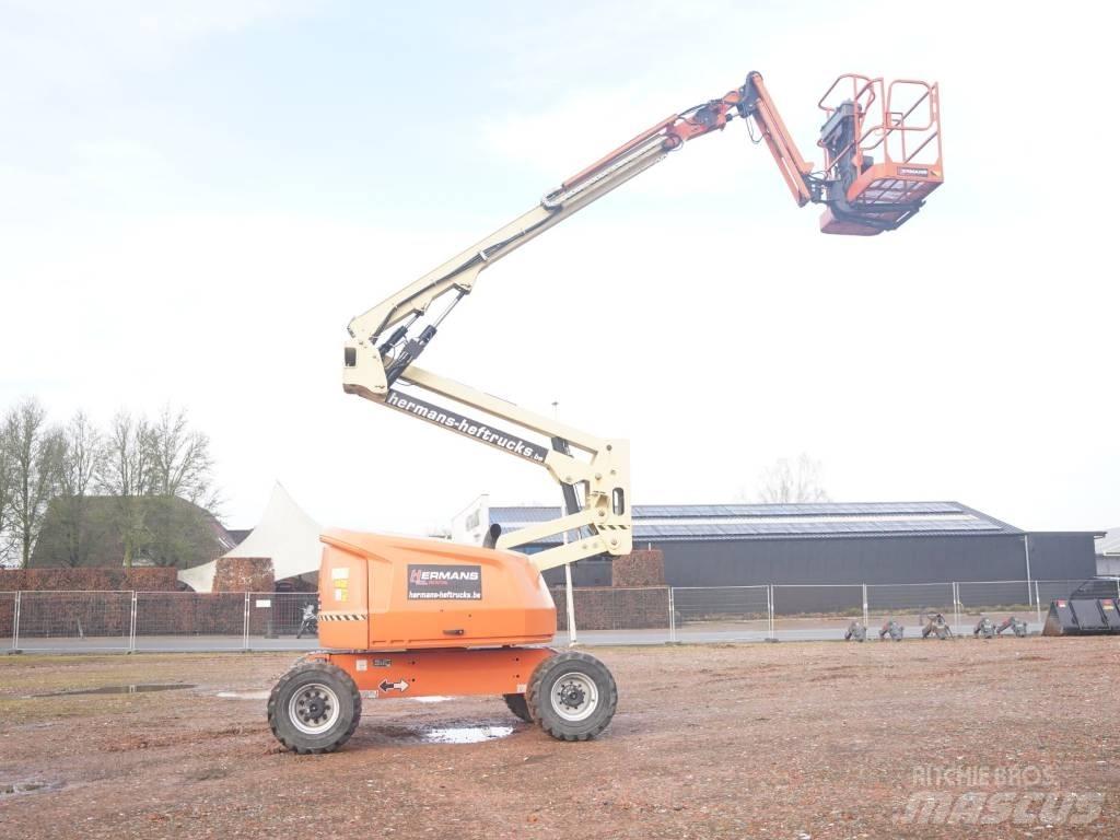 JLG 520 AJ Karos emelők