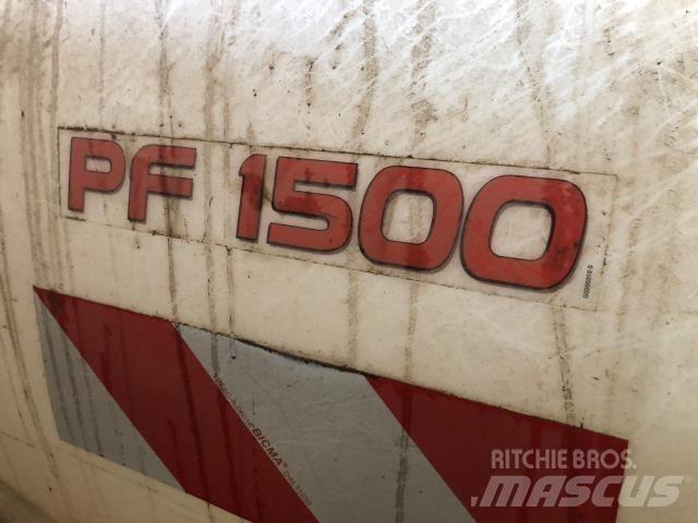 Kuhn PF 1500 Önjáró trágyaszórók