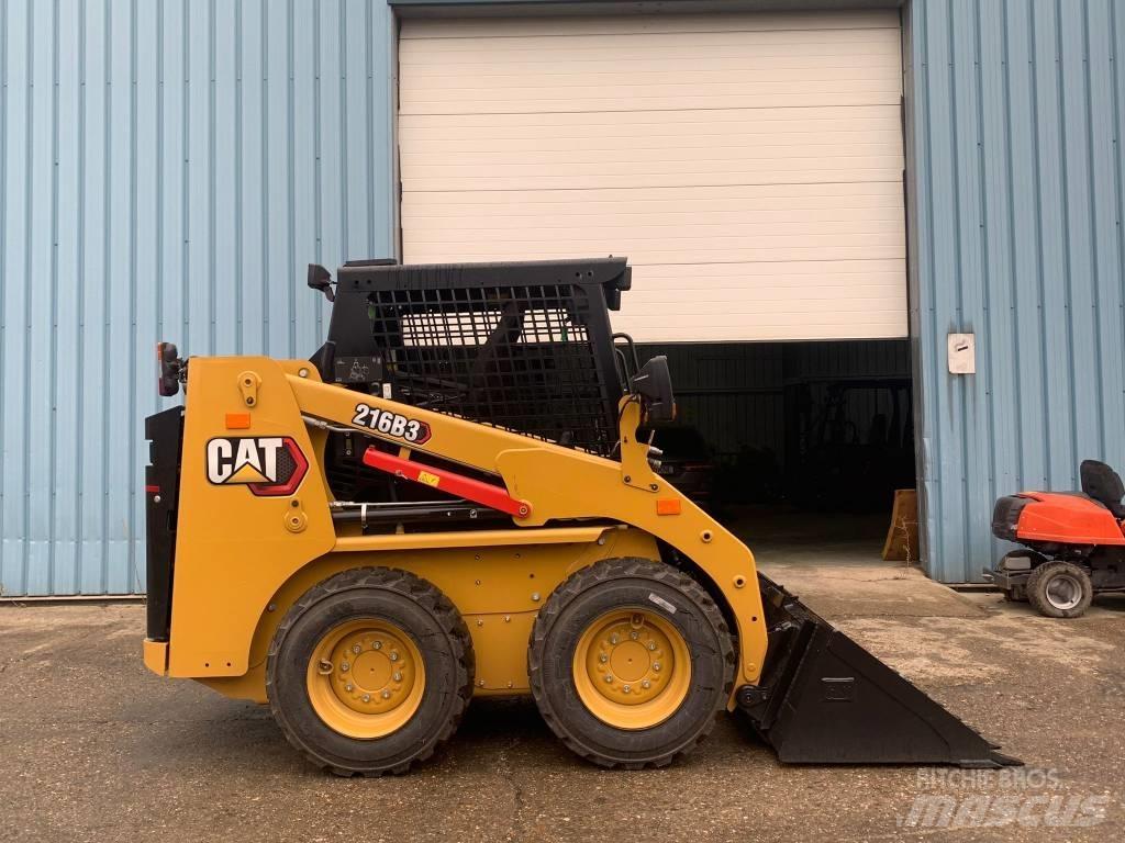 CAT 216 B 3 Mini homlokrakodók