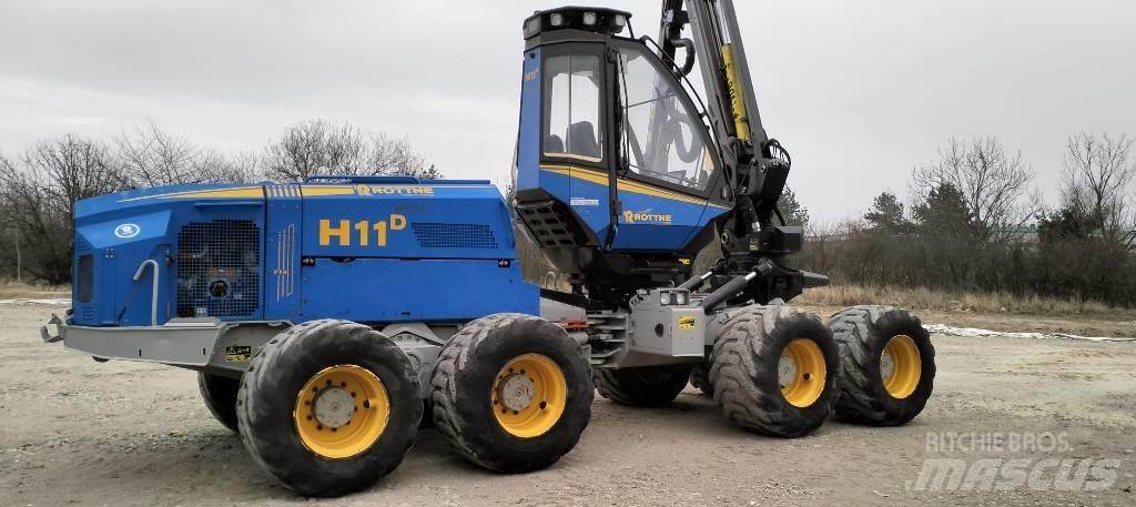 Rottne H11D Betakarítók