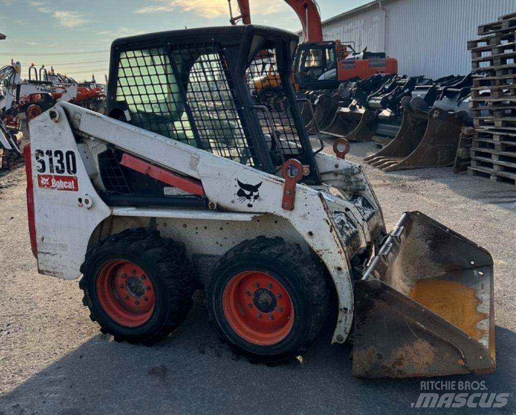 Bobcat S 130 Kompaktrakodók