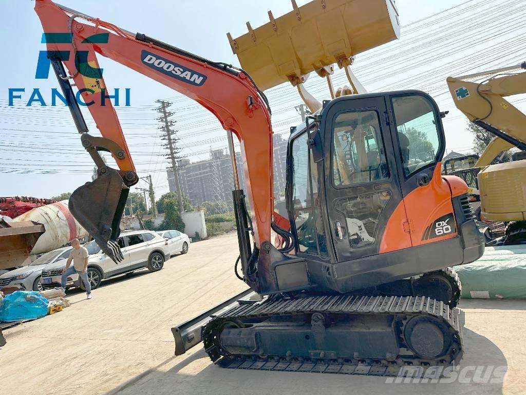 Doosan DX 60-9 C Lánctalpas kotrók