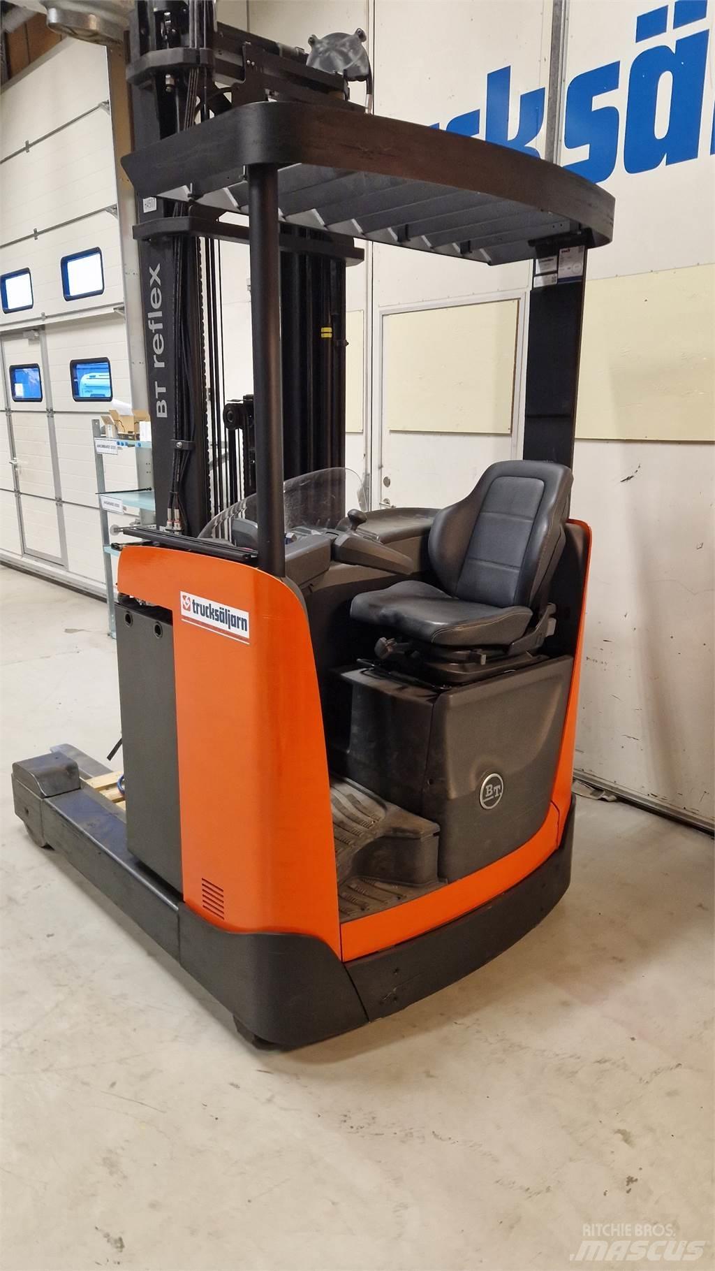 BT RRE160B Tolóoszlopos targonca