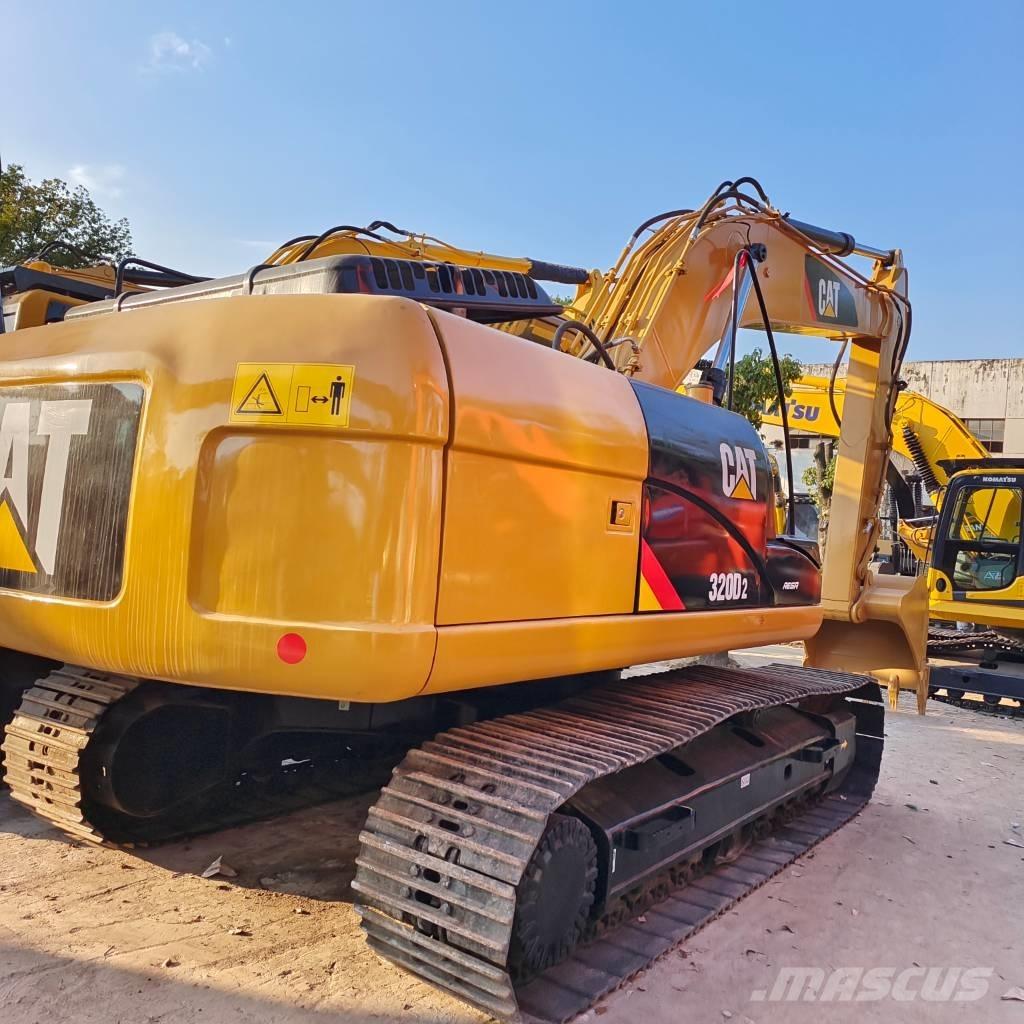 CAT 320 D Lánctalpas kotrók