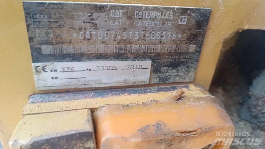 CAT 745 Csuklósdömperek