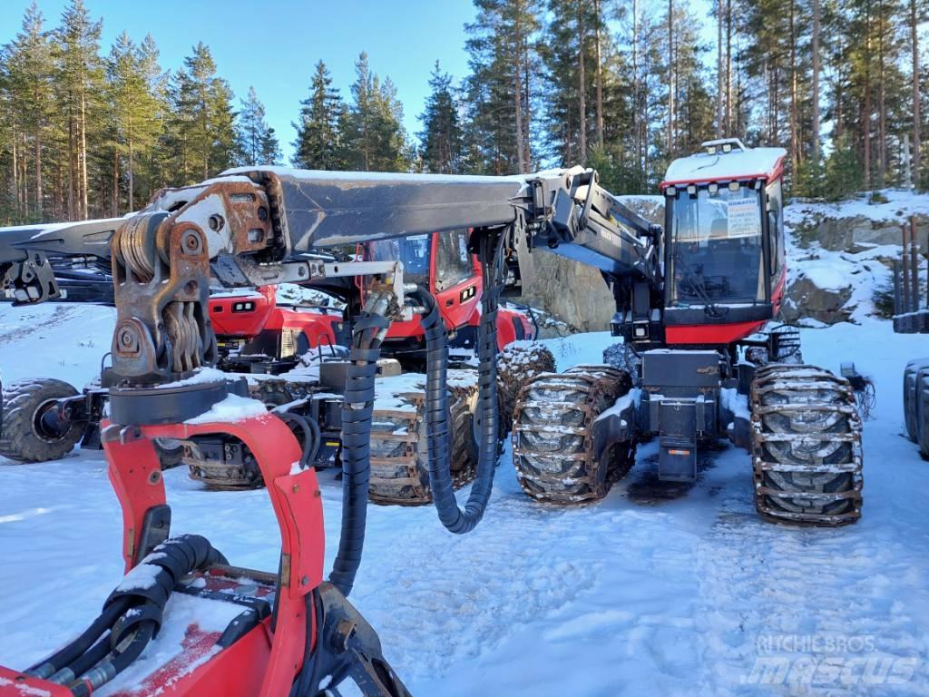 Komatsu 931.1 Betakarítók