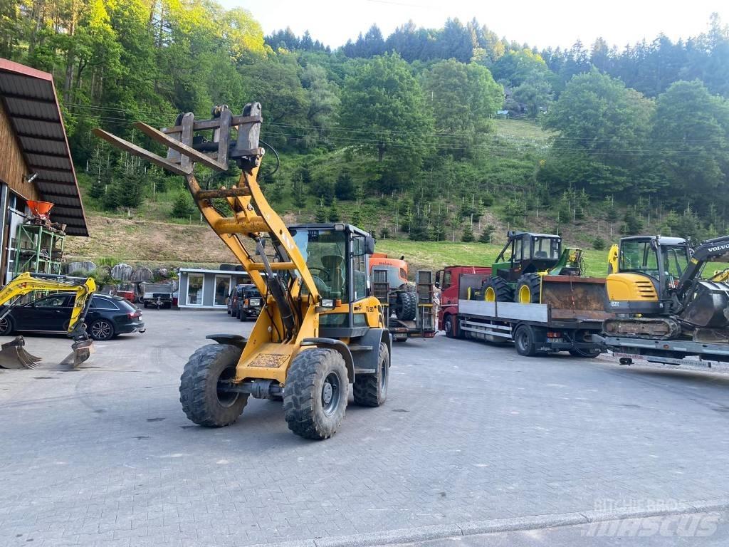 Terex TL 80 Gumikerekes homlokrakodók