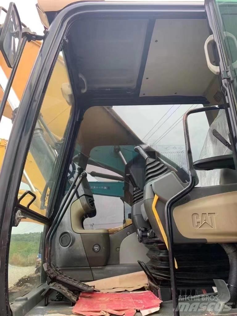 CAT 336 D Hosszú gém kotrók