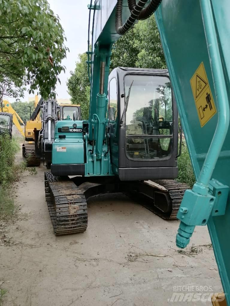 Kobelco SK 75 Lánctalpas kotrók