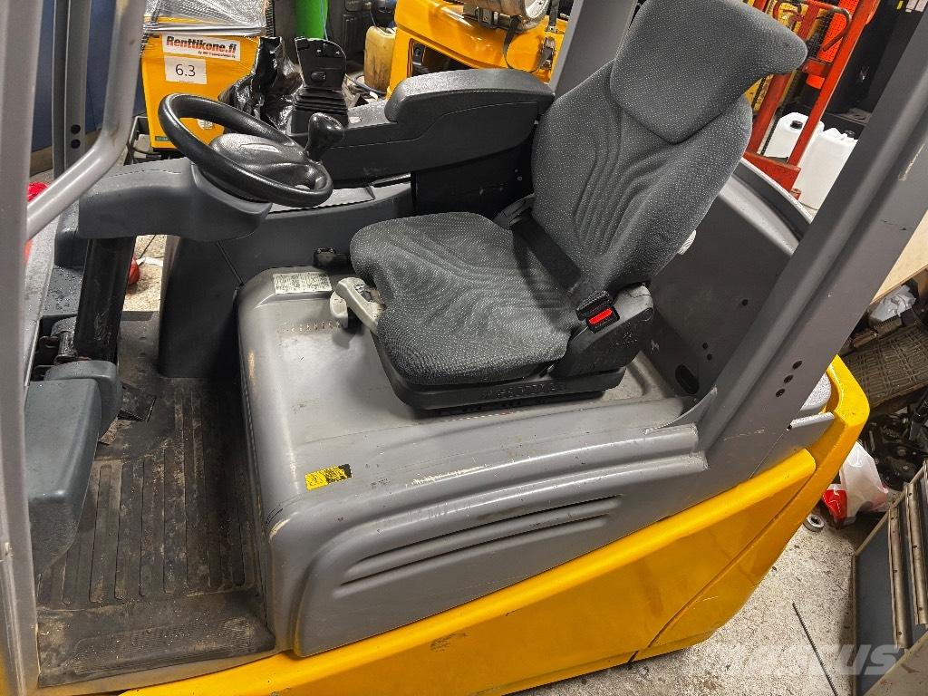 Jungheinrich EFG 216 Elektromos targoncák