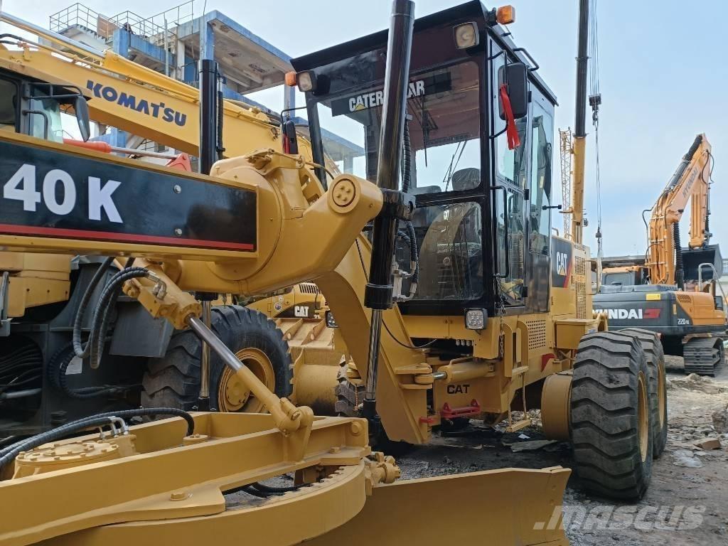 CAT 140K Gréderek