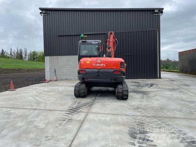 Kubota kx 080 Közepes (midi) kotrók 7 t - 12 t