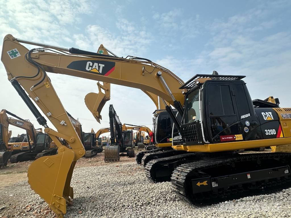 CAT 320 D Lánctalpas kotrók