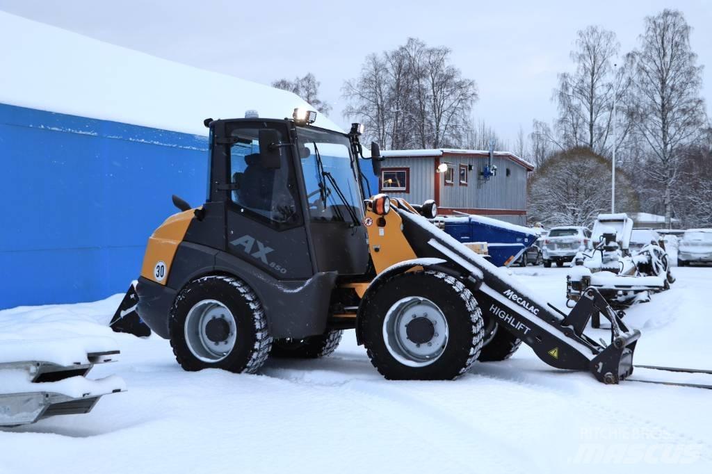 Mecalac AX850-HL Gumikerekes homlokrakodók