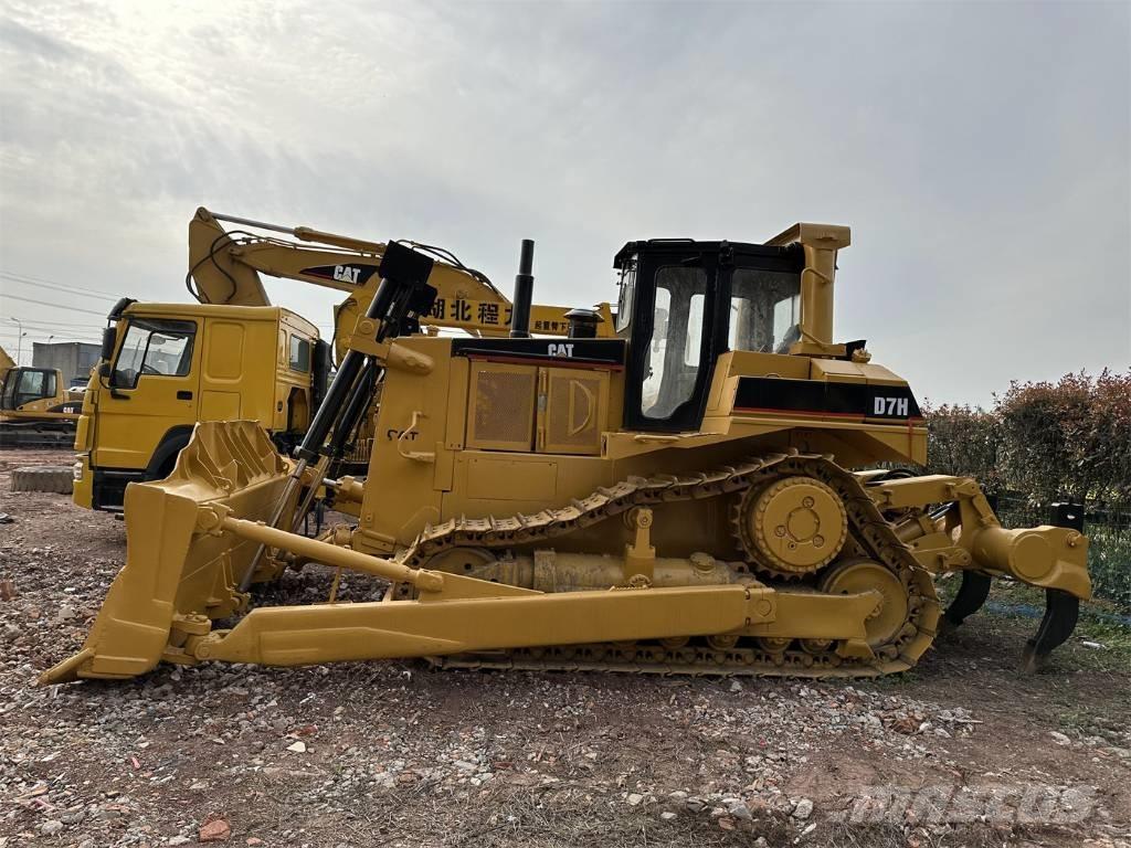 CAT D 7 H lánctalpas dózerek
