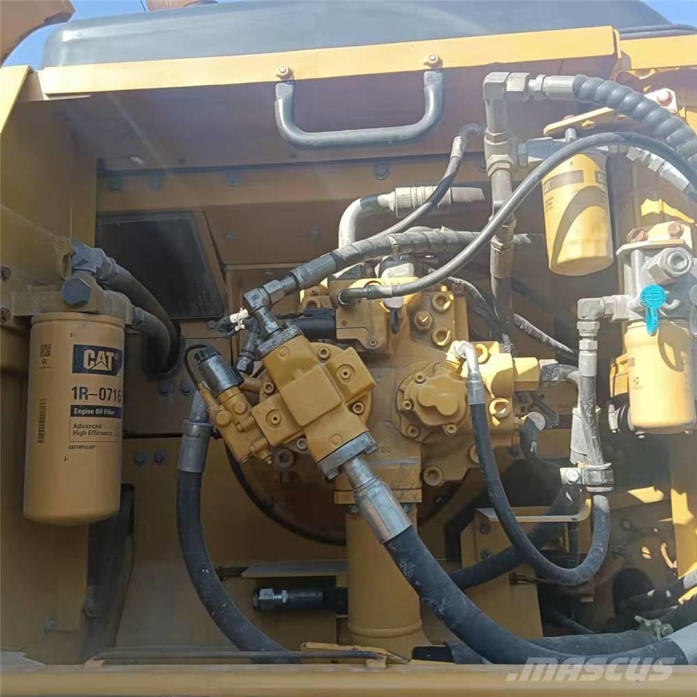 CAT 336D Lánctalpas kotrók