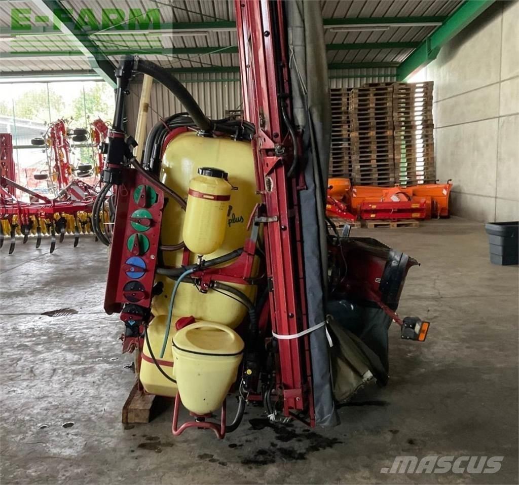 Hardi Master 1200 Vontatott trágyaszórók