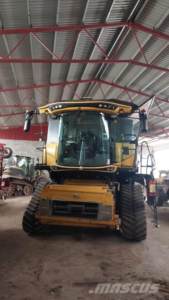 New Holland CR 9.90 Kombájnok