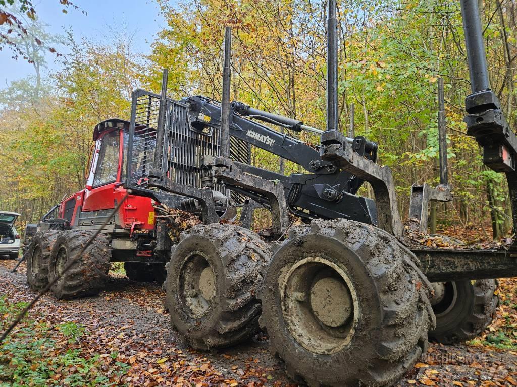 Komatsu 875 Kihordók