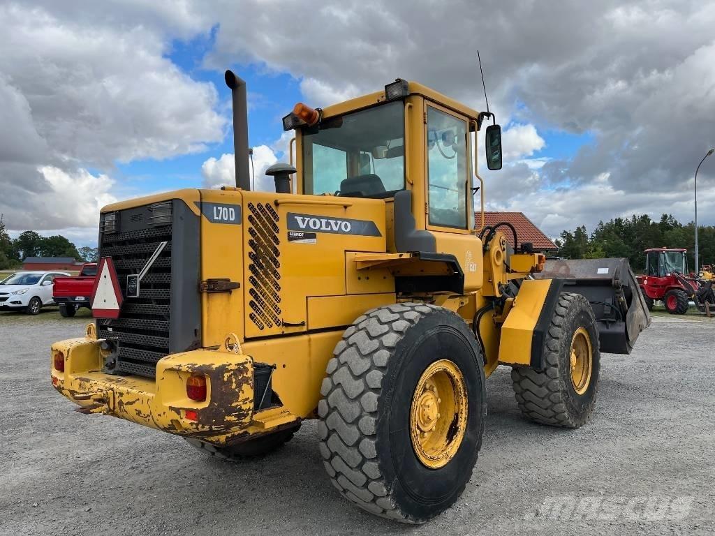 Volvo L 70 D Gumikerekes homlokrakodók