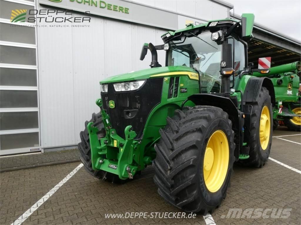 John Deere 7R 330 Traktorok
