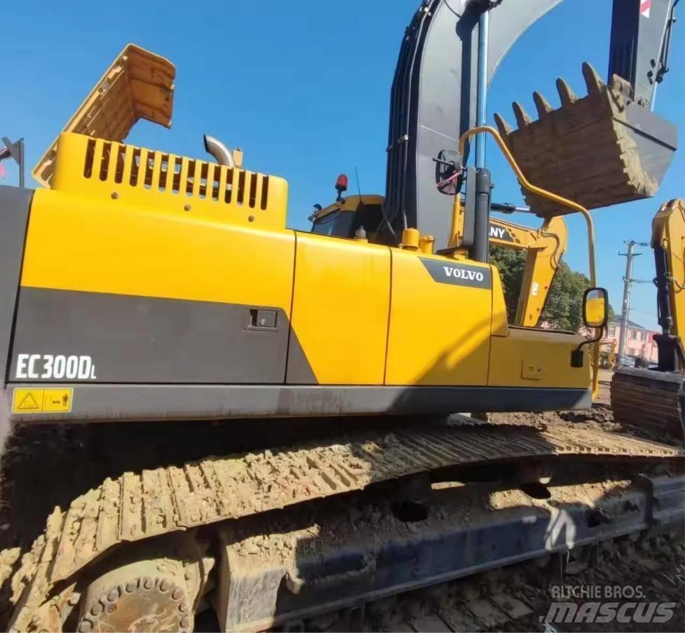 Volvo EC 300 D L Lánctalpas kotrók