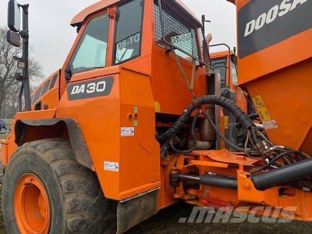 Doosan DA 30 Csuklósdömperek