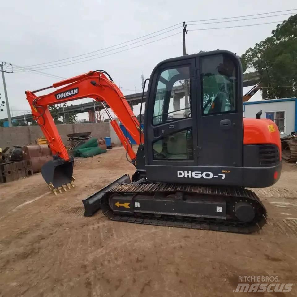 Doosan DH60-7 Lánctalpas kotrók