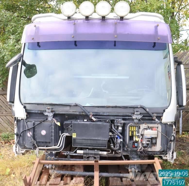 MAN TGX 26.440 Vezetőfülke és belső tartozékok