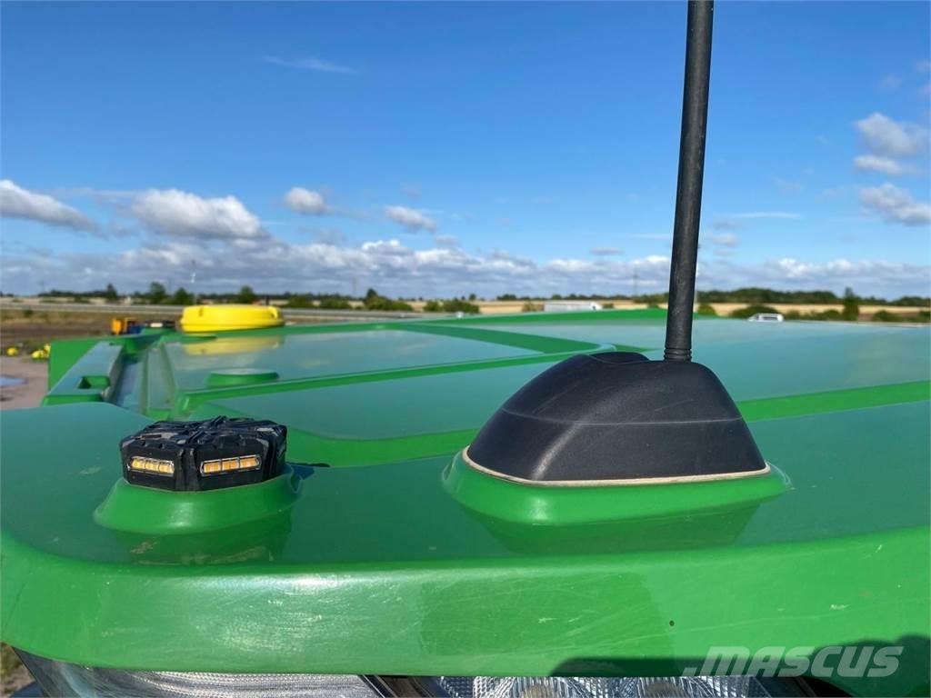 John Deere 7R 330 Traktorok