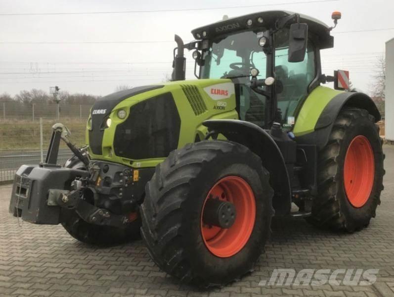 CLAAS AXION 850 Traktorok